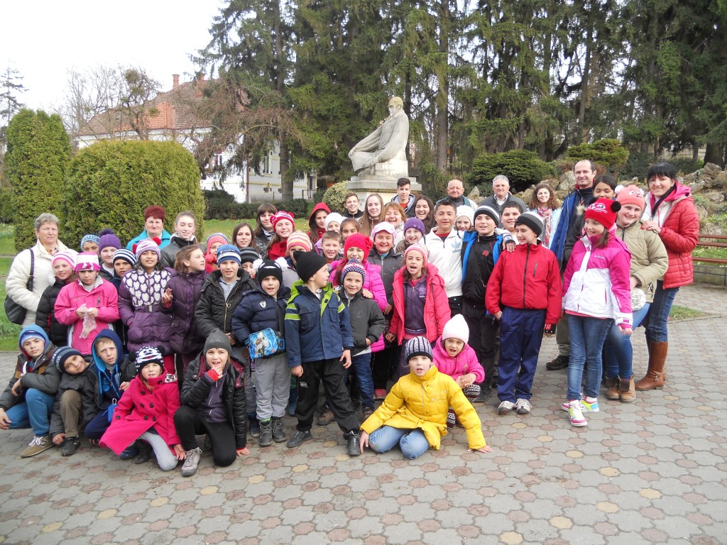 Poza de grup in Gradina Botanica din Cluj-Napoca